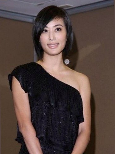 爱液视频：探讨其在现今网络环境中的影响与发展