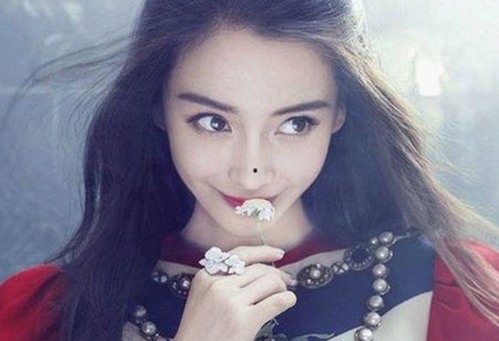 最新动态：菠萝视频引领娱乐新潮流，带来丰富影视资源
