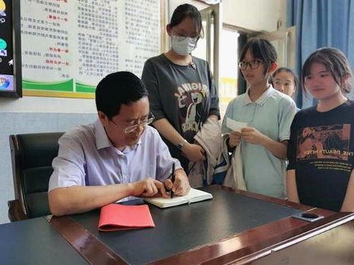 免费观看45分钟高清电视动漫官方版：最新资源解析与推荐
